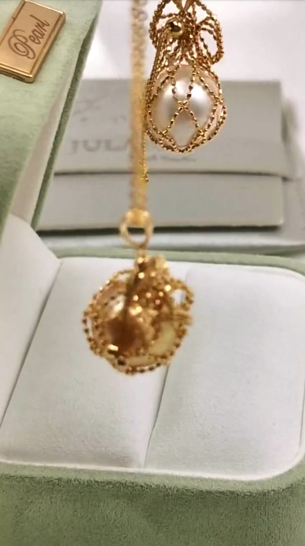 18K Solid Gold Treasure Net Pouch Pendant with South Sea Pearl